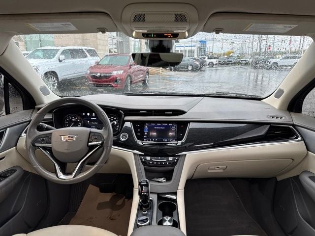 2023 Cadillac XT6 Premium Luxury
