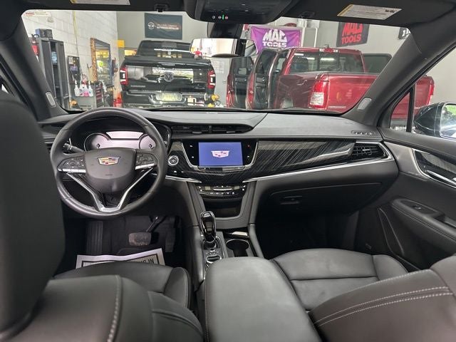 2023 Cadillac XT6 Premium Luxury