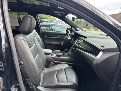 2023 Cadillac XT6 Premium Luxury