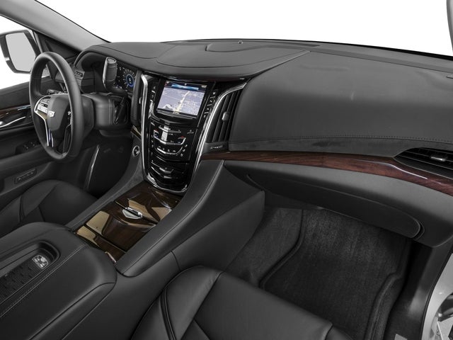 2017 Cadillac Escalade Luxury