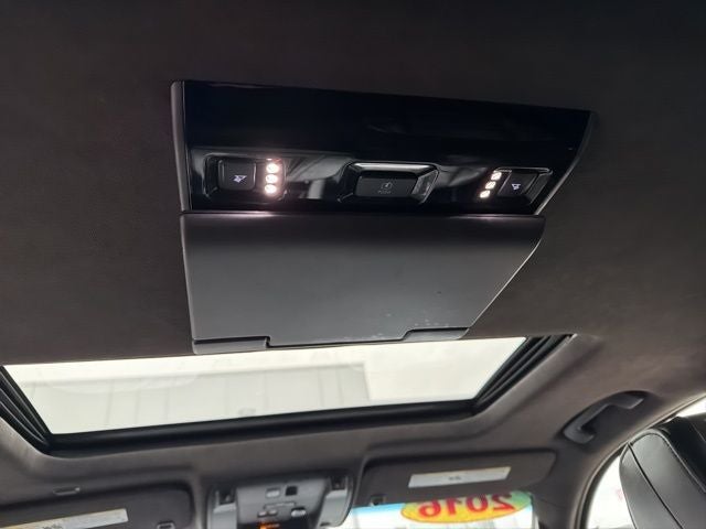 2016 Cadillac Escalade Platinum Edition