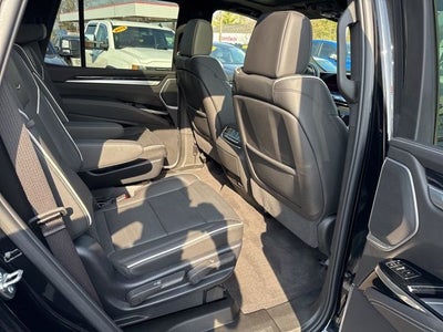 2025 Cadillac Escalade Sport