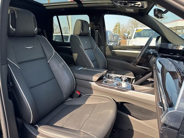 2025 Cadillac Escalade Sport