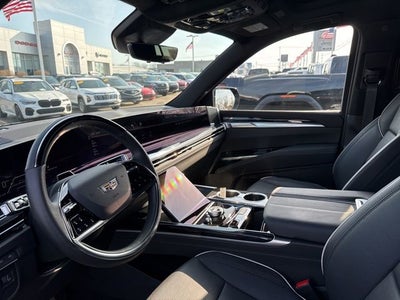 2025 Cadillac Escalade Sport