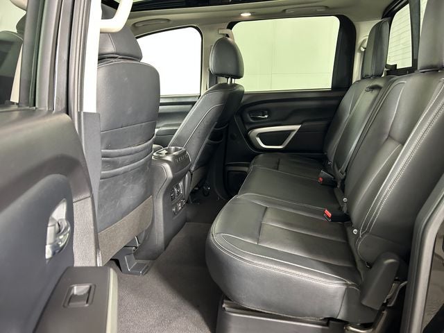 2021 Nissan Titan SL