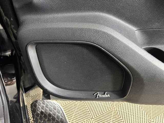 2021 Nissan Titan SL