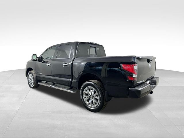 2021 Nissan Titan SL