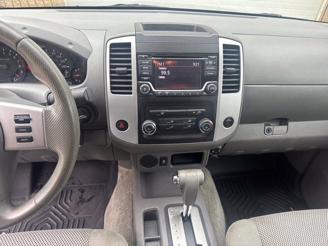 2017 Nissan Frontier SV