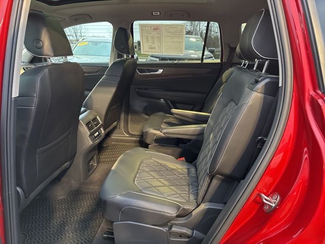 2024 Volkswagen Atlas 2.0T SEL Premium R-Line