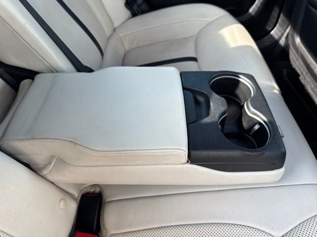 2013 Chrysler 300 Base