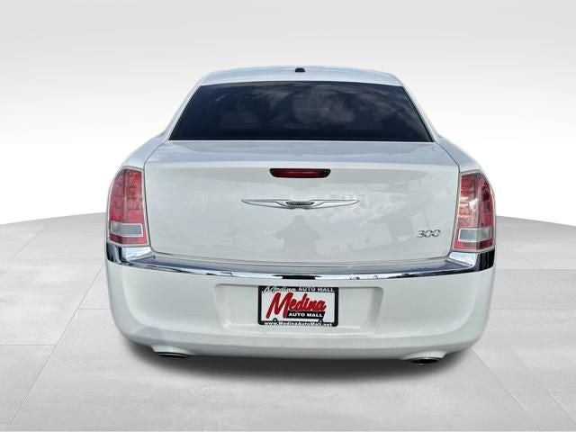 2013 Chrysler 300 Base