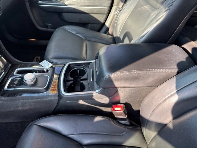 2016 Chrysler 300 Limited