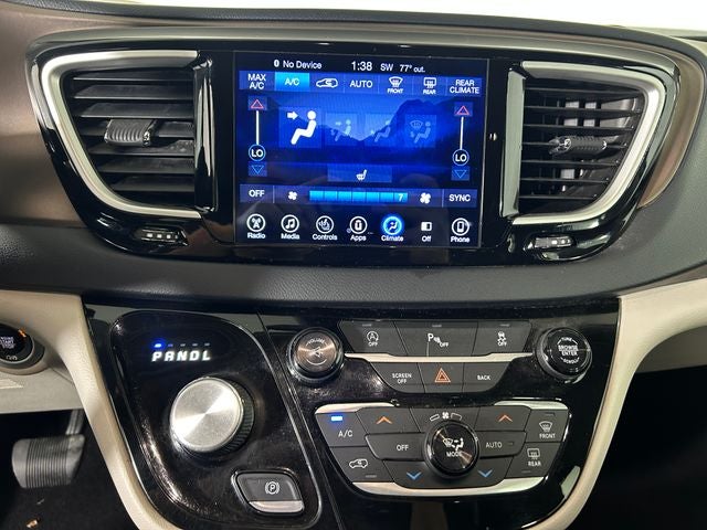 2017 Chrysler Pacifica Touring L