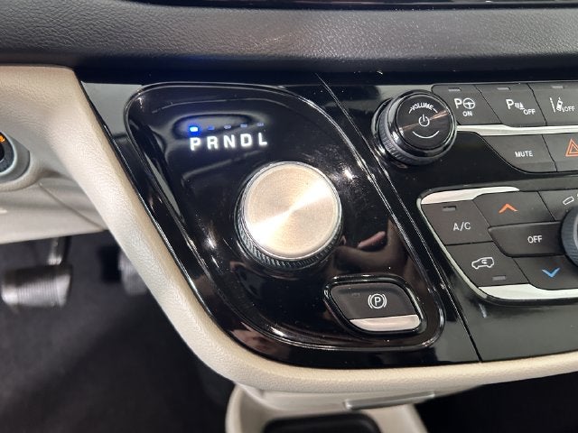 2020 Chrysler Pacifica Touring L Plus