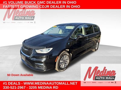 2024 Chrysler Pacifica Hybrid Select