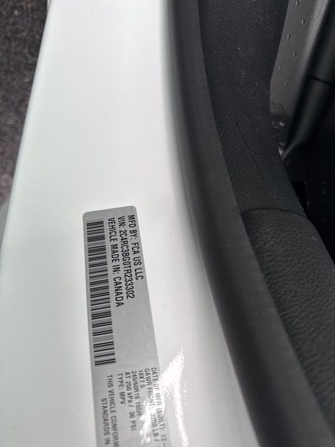 2026 Chrysler Pacifica Select