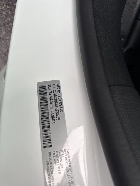 2026 Chrysler Pacifica Select