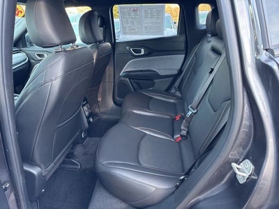 2023 Jeep Compass Latitude Lux