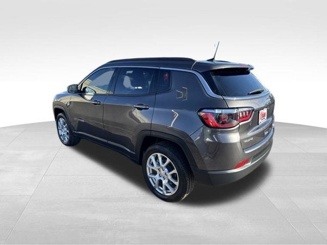 2023 Jeep Compass Latitude Lux
