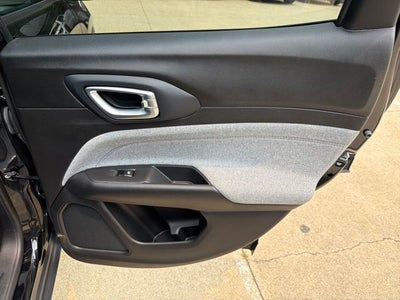 2023 Jeep Compass Latitude Lux