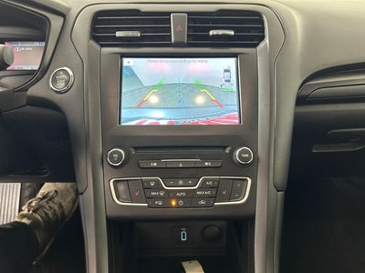 2018 Ford Fusion Hybrid SE