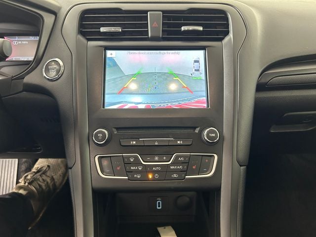 2018 Ford Fusion Hybrid SE