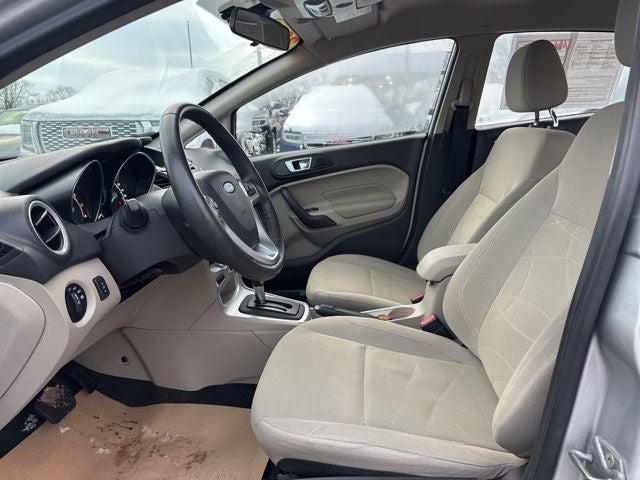 2016 Ford Fiesta SE
