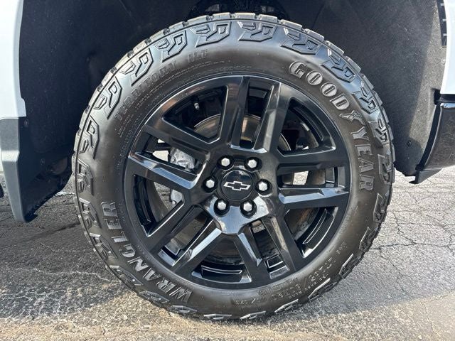 2023 Chevrolet Silverado 1500 Custom Trail Boss