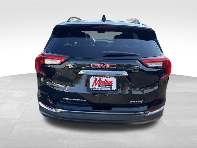 2022 GMC Terrain AT4