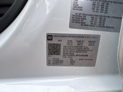 2023 GMC Sierra 1500 AT4