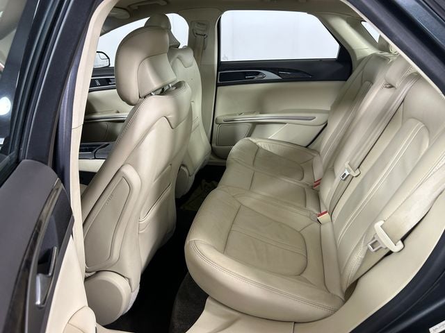 2015 Lincoln MKZ Base