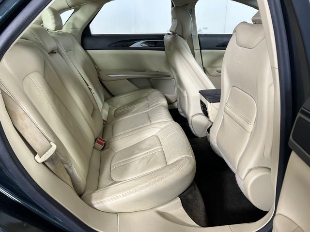 2015 Lincoln MKZ Base