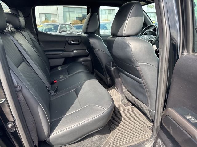 2021 Toyota Tacoma Limited V6