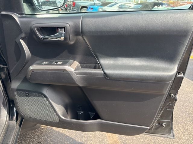 2021 Toyota Tacoma Limited V6