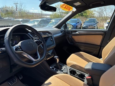 2023 Volkswagen Tiguan 2.0T SE R-Line Black