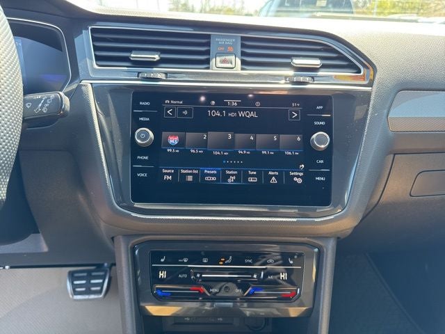 2023 Volkswagen Tiguan 2.0T SE R-Line Black