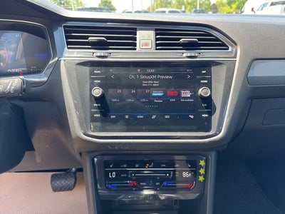 2023 Volkswagen Tiguan 2.0T SE