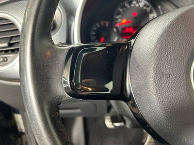 2012 Volkswagen Beetle 2.0 TSi
