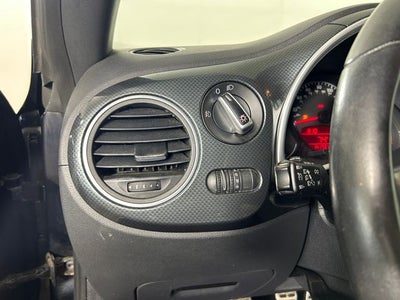 2012 Volkswagen Beetle 2.0 TSi