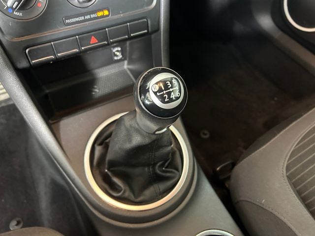 2012 Volkswagen Beetle 2.0 TSi