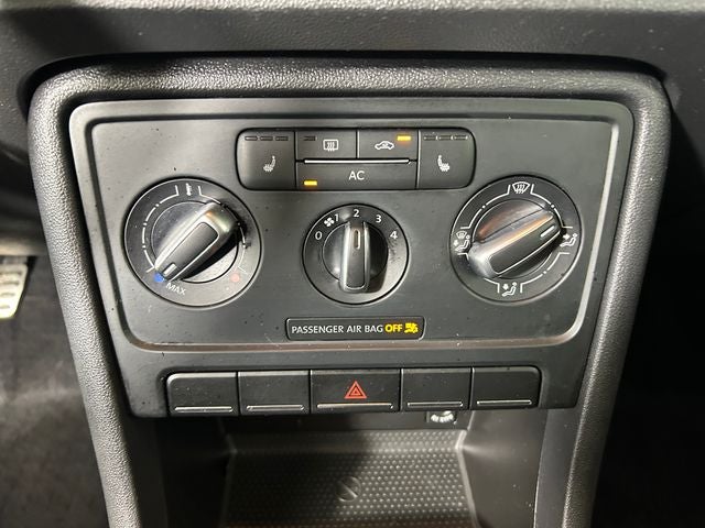 2012 Volkswagen Beetle 2.0 TSi