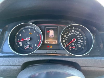 2015 Volkswagen Golf GTI Autobahn