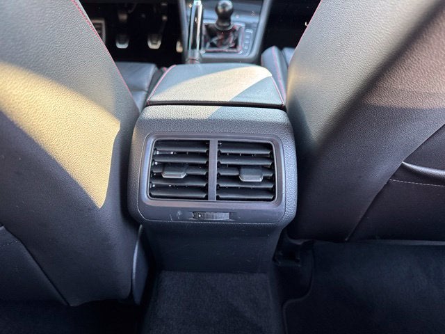 2015 Volkswagen Golf GTI Autobahn