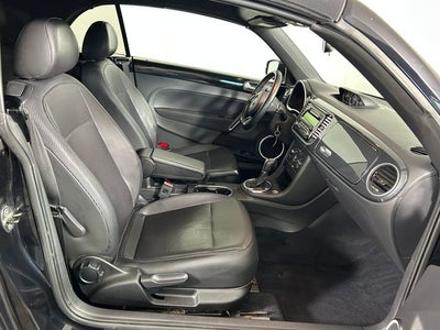 2013 Volkswagen Beetle Convertible 2.0 TSi