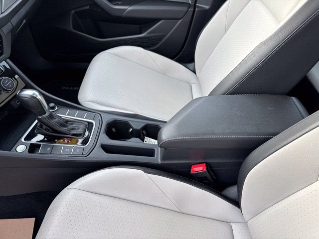 2019 Volkswagen Jetta R-Line