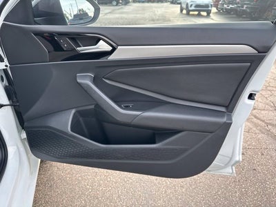 2019 Volkswagen Jetta R-Line