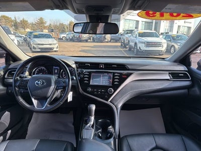 2019 Toyota Camry SE