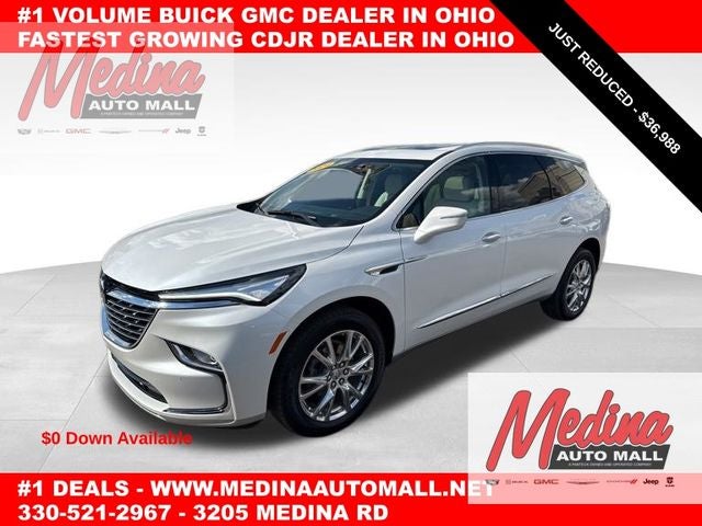 2024 Buick Enclave Essence