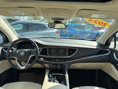 2024 Buick Enclave Essence