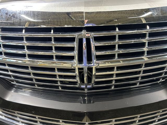 2014 Lincoln Navigator Base